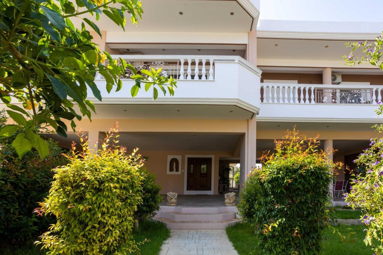 Luxury & Cozy Apartment Messíni Exterior photo